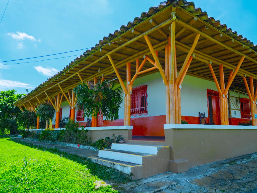 detur, de tur, detur finca hotel shalom la dorada, eje cafetero, montenegro, la tebaida, fincas, quindío fincas, fincas, turismo, descanzo, vacaciones, finca hotel