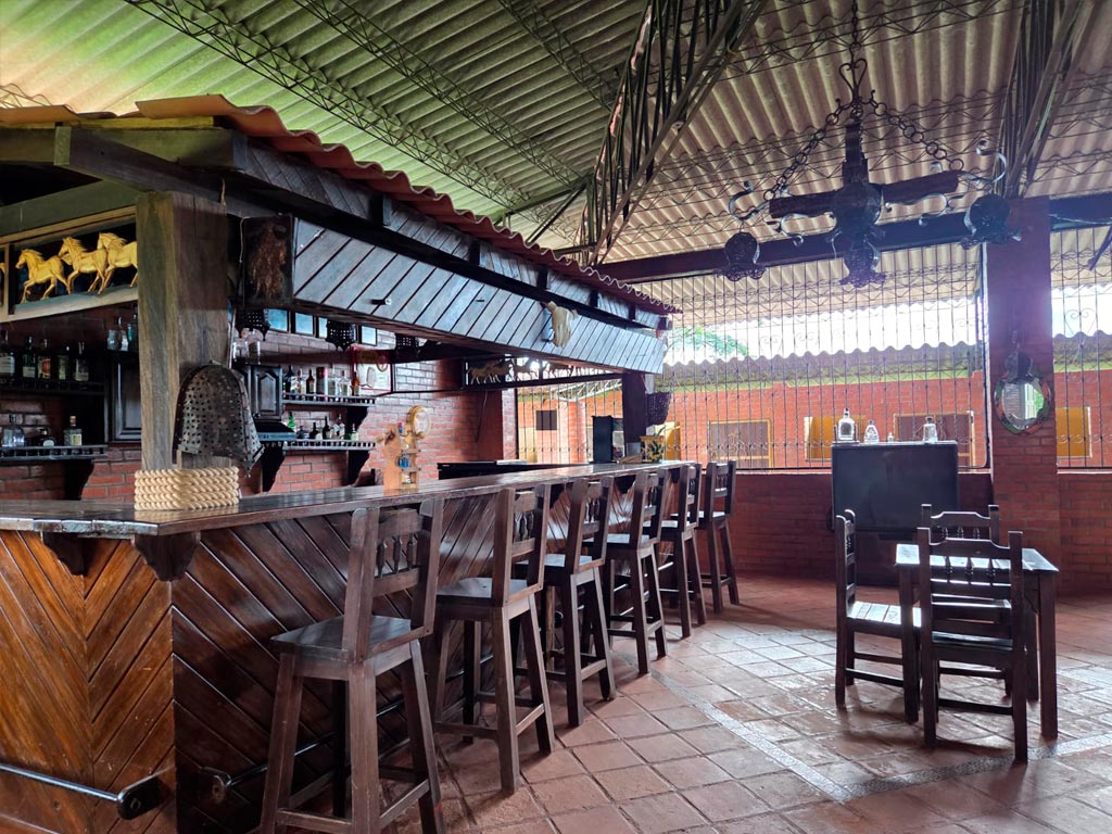 detur, de tur, detur fincas fincas en Montenegro, fincas en alquiler Montenegro, alquiler de fincas en Montenegro, fincas turísticas en Montenegro, finca vacacional Montenegro, finca campestre Montenegro, fincas en el eje cafetero