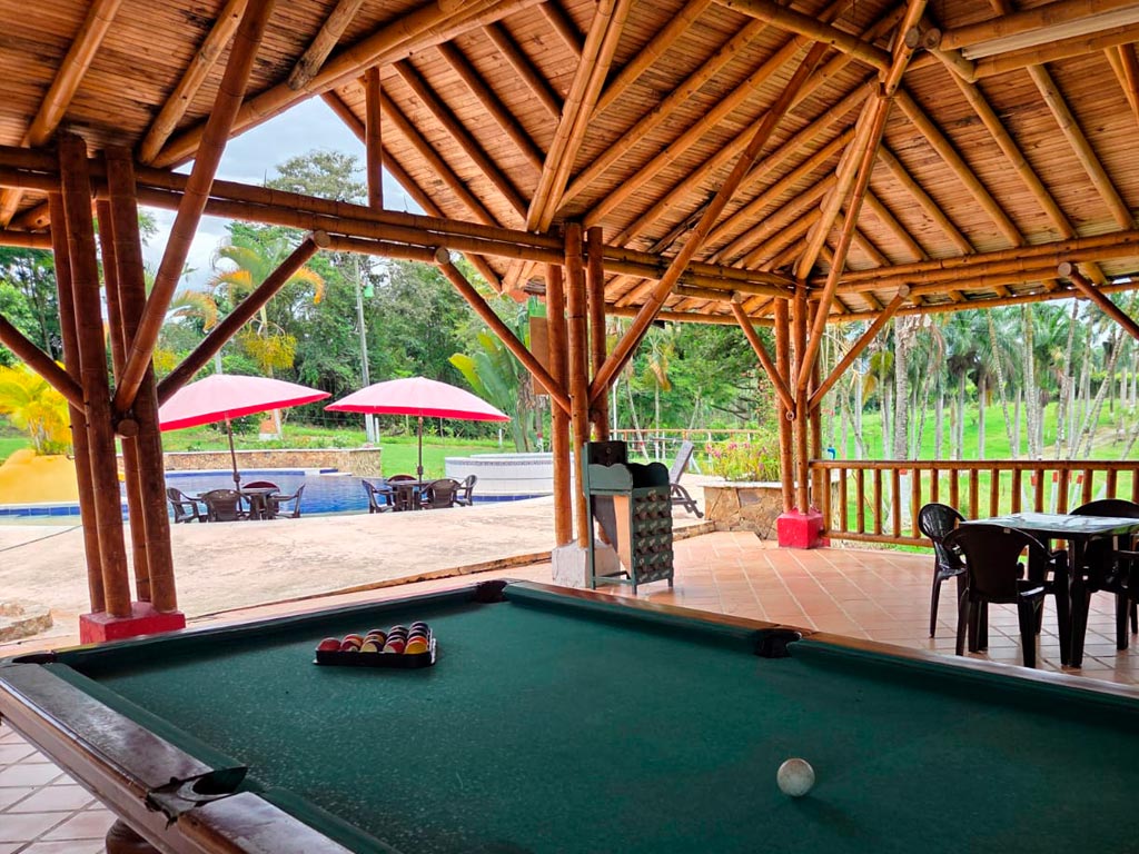 detur, de tur, detur fincas fincas en Montenegro, fincas en alquiler Montenegro, alquiler de fincas en Montenegro, fincas turísticas en Montenegro, finca vacacional Montenegro, finca campestre Montenegro, fincas en el eje cafetero